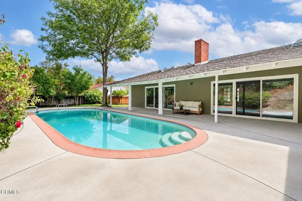 615 Camino Verde Thousand Oaks, CA 91360