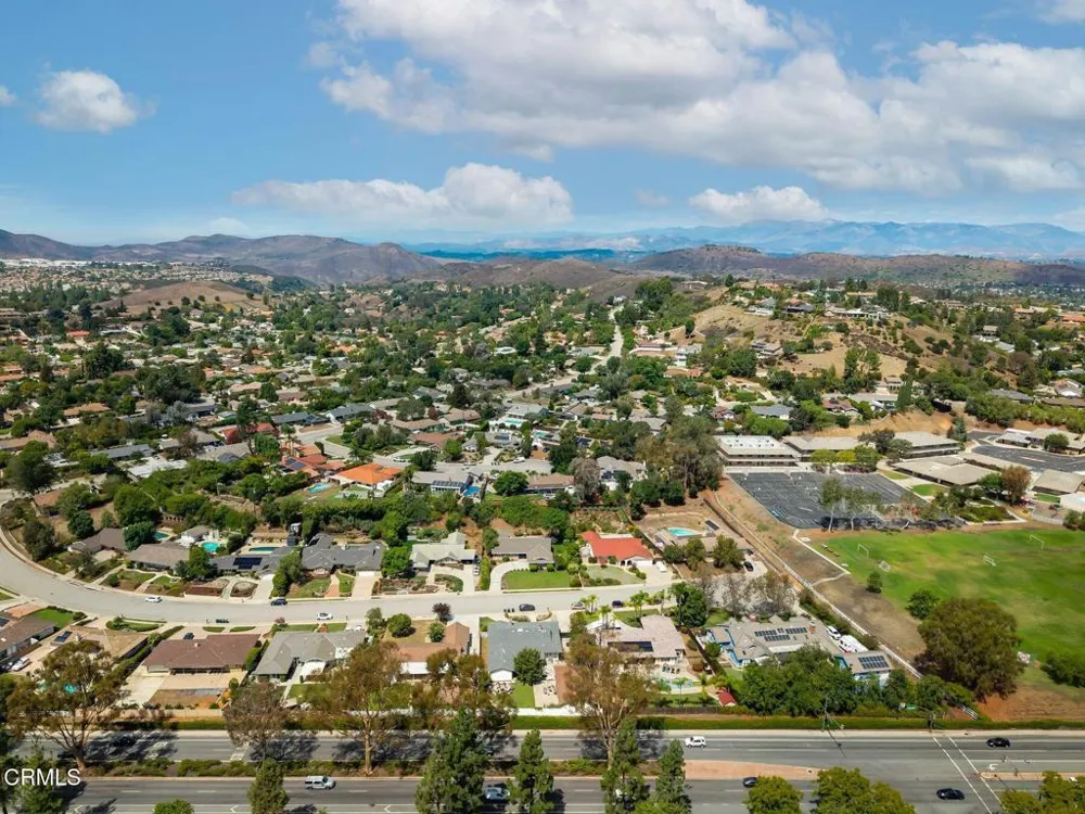 615 Camino Verde Thousand Oaks, CA 91360