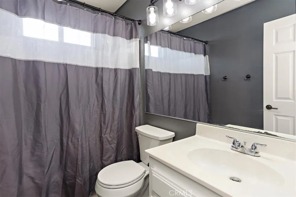 1620 Iron Horse Colton, CA 92324
