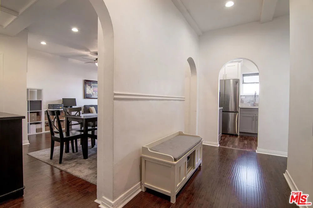 340 Oakhurst Drive #205 Beverly Hills, CA 90210