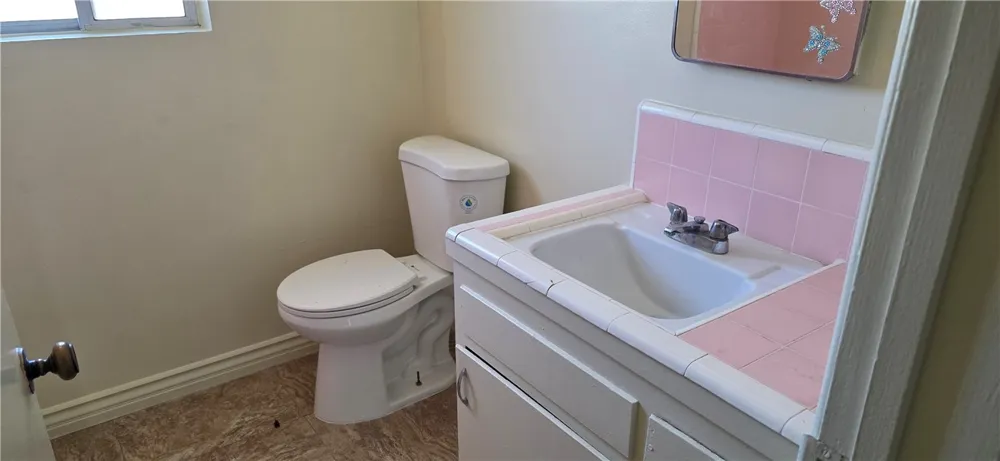 2305 Mountain San Bernardino, CA 92404