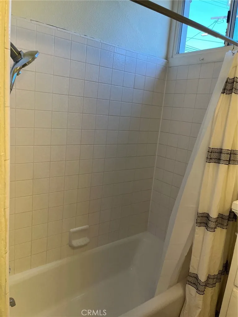 307 Roycroft Avenue Long Beach, CA 90814