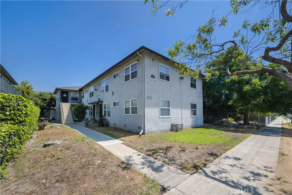 12237 Vanowen Street #E North Hollywood, CA 91605