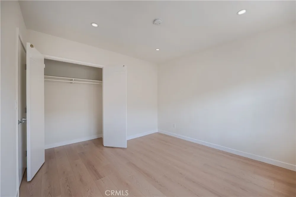 12237 Vanowen Street #E North Hollywood, CA 91605