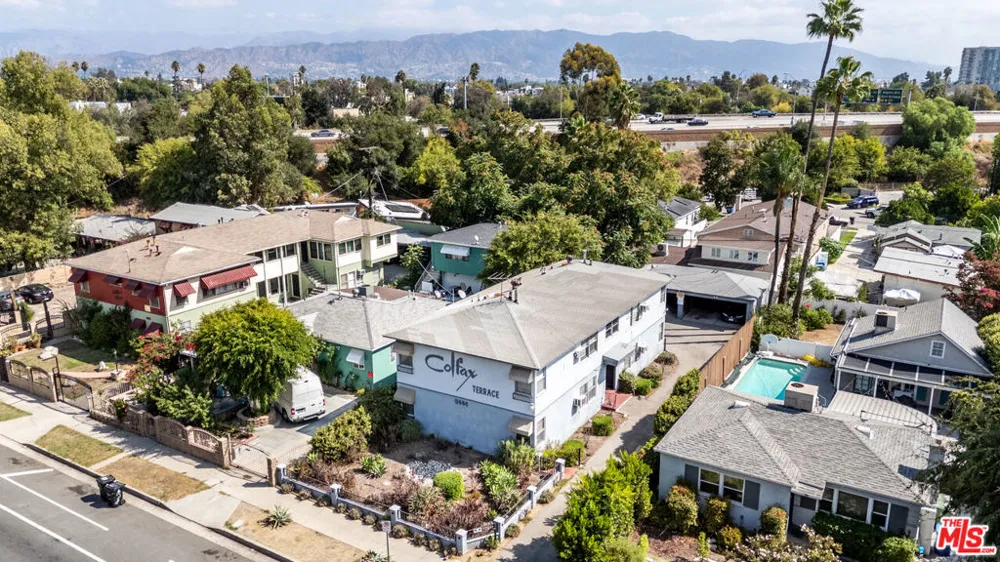 5444 Colfax Avenue Valley Village, CA 91601