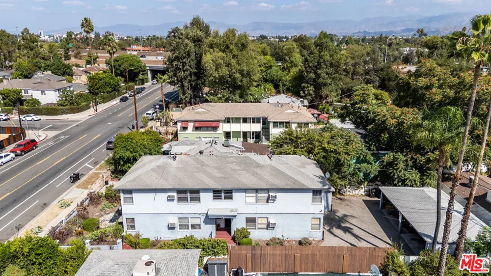 5444 Colfax Avenue Valley Village, CA 91601