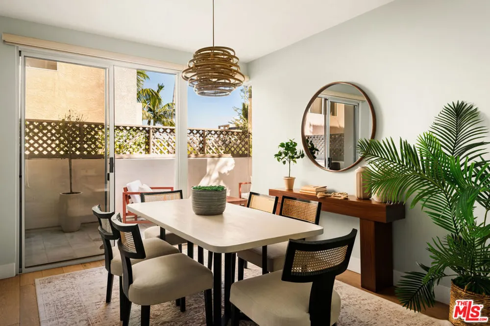 917 Euclid Street #1 Santa Monica, CA 90403