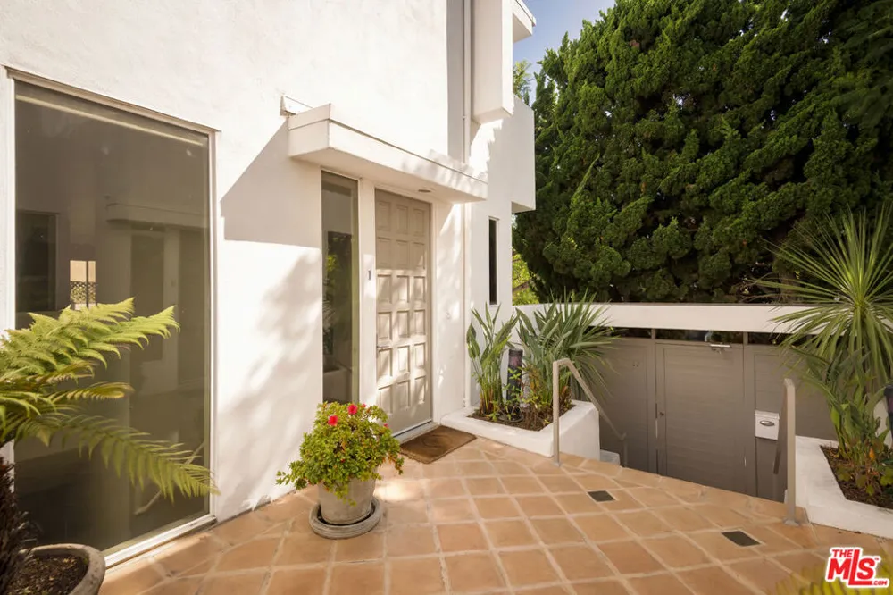 917 Euclid Street #1 Santa Monica, CA 90403