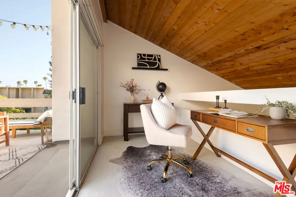 917 Euclid Street #1 Santa Monica, CA 90403
