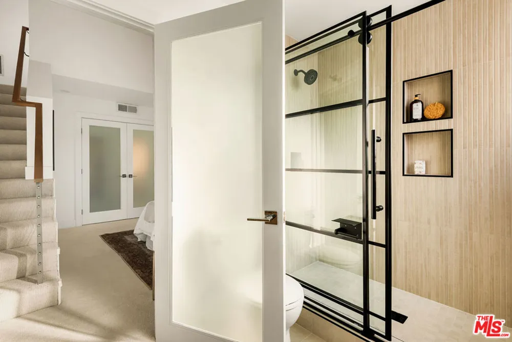 917 Euclid Street #1 Santa Monica, CA 90403