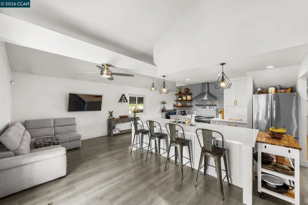 305 Virginia Dr Livermore, CA 94550