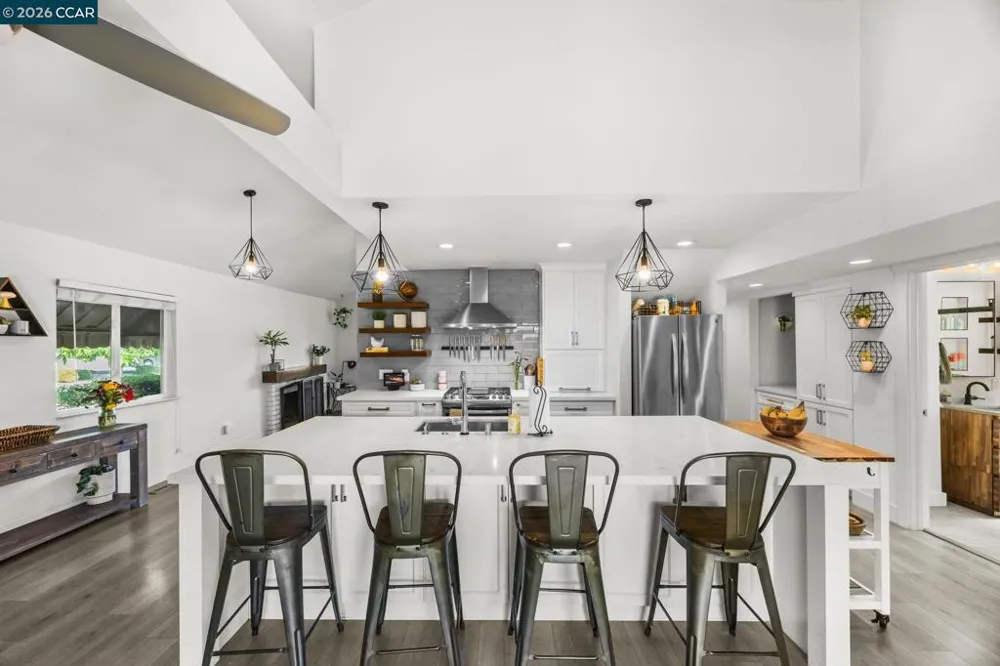 305 Virginia Dr Livermore, CA 94550
