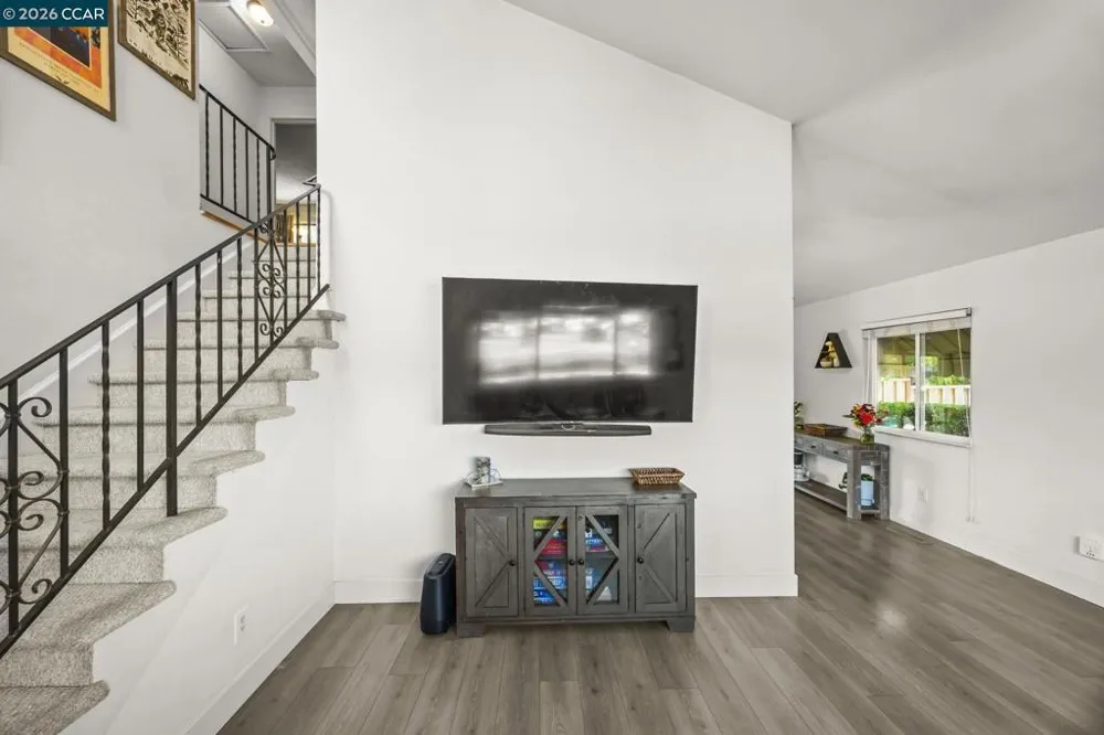 305 Virginia Dr Livermore, CA 94550