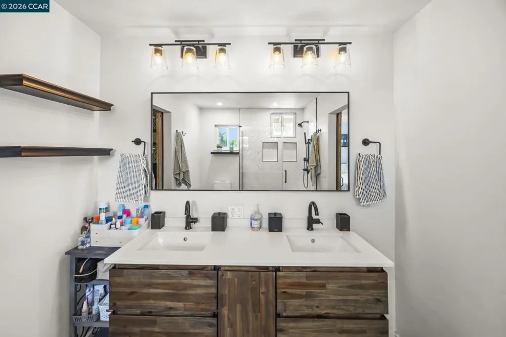 305 Virginia Dr Livermore, CA 94550