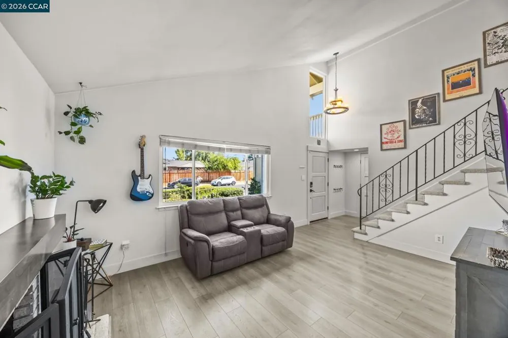 305 Virginia Dr Livermore, CA 94550