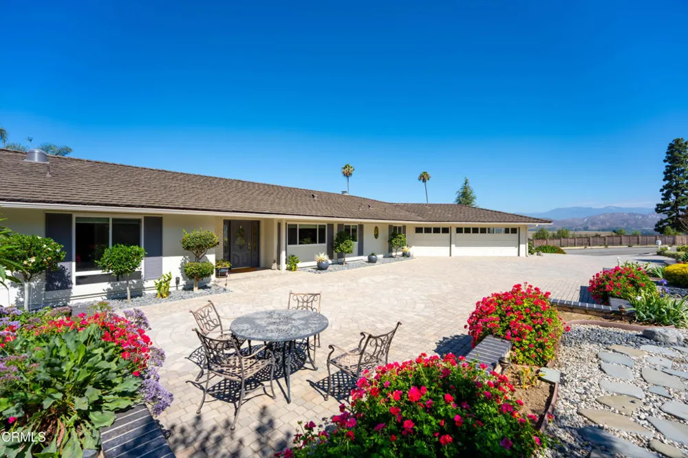 1098 Garrido Court Camarillo, CA 93010