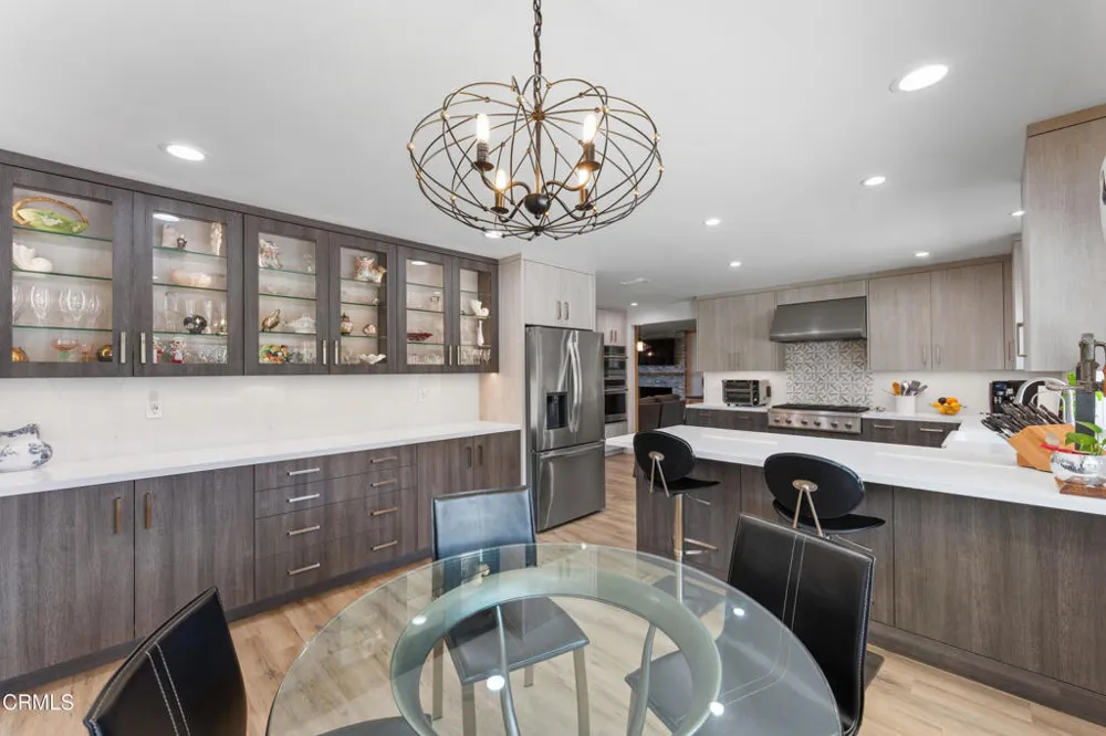 1098 Garrido Court Camarillo, CA 93010