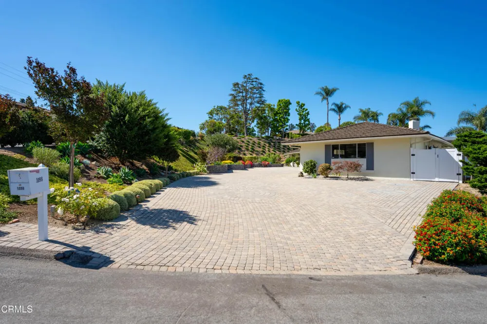 1098 Garrido Court Camarillo, CA 93010