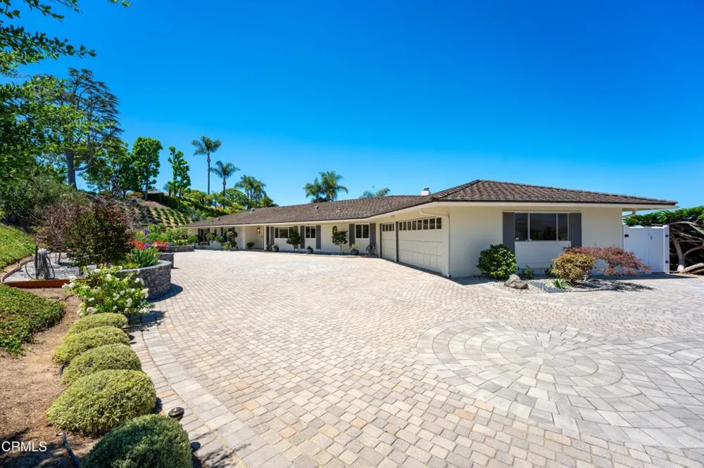 1098 Garrido Court Camarillo, CA 93010
