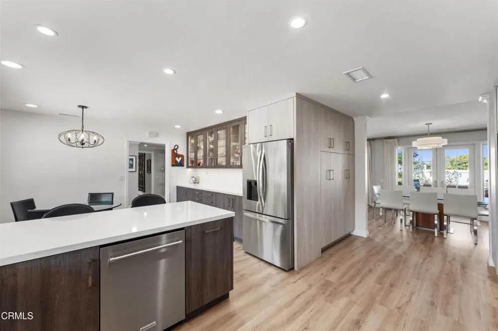 1098 Garrido Court Camarillo, CA 93010
