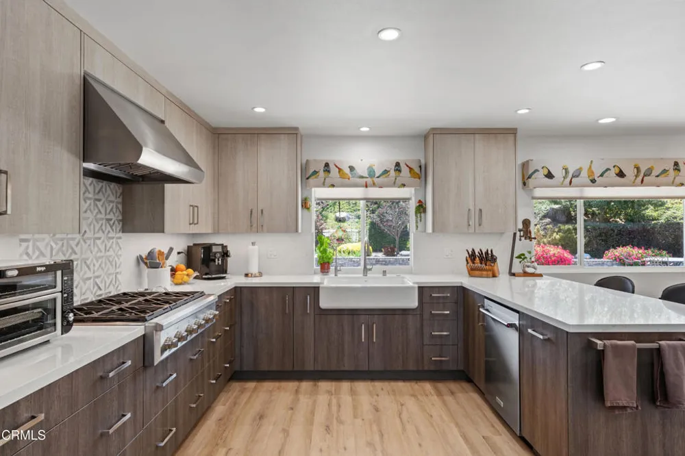 1098 Garrido Court Camarillo, CA 93010