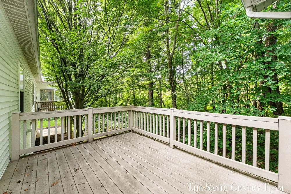 14892 Equestrian Lane Spring Lake, MI 49456