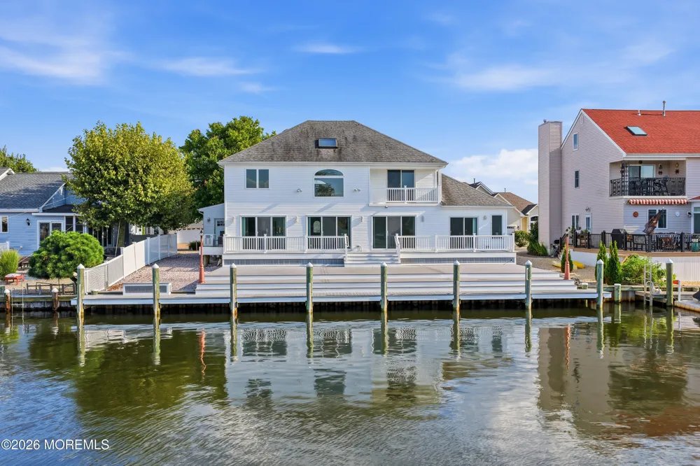 717 Fairview Lane Forked River, NJ 08731