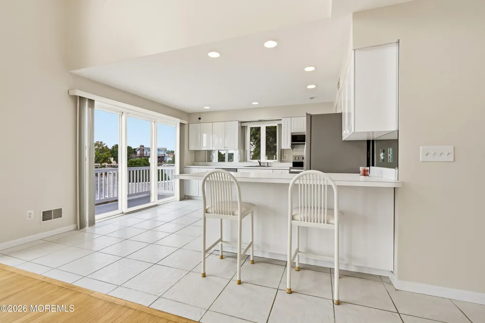 717 Fairview Lane Forked River, NJ 08731