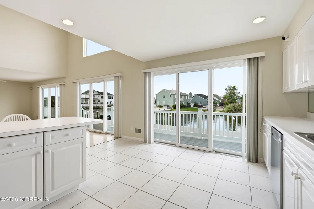 717 Fairview Lane Forked River, NJ 08731