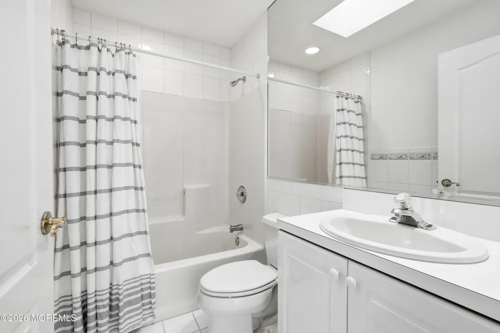 717 Fairview Lane Forked River, NJ 08731