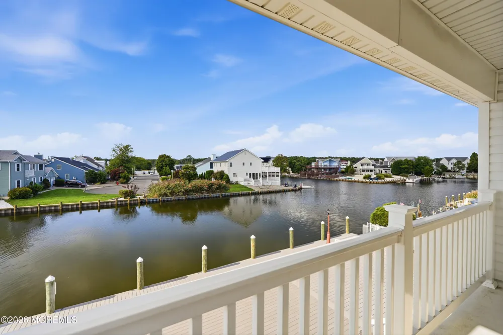 717 Fairview Lane Forked River, NJ 08731