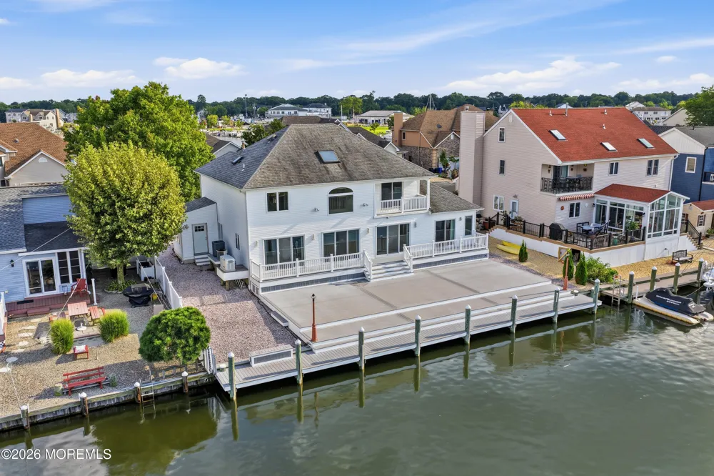 717 Fairview Lane Forked River, NJ 08731