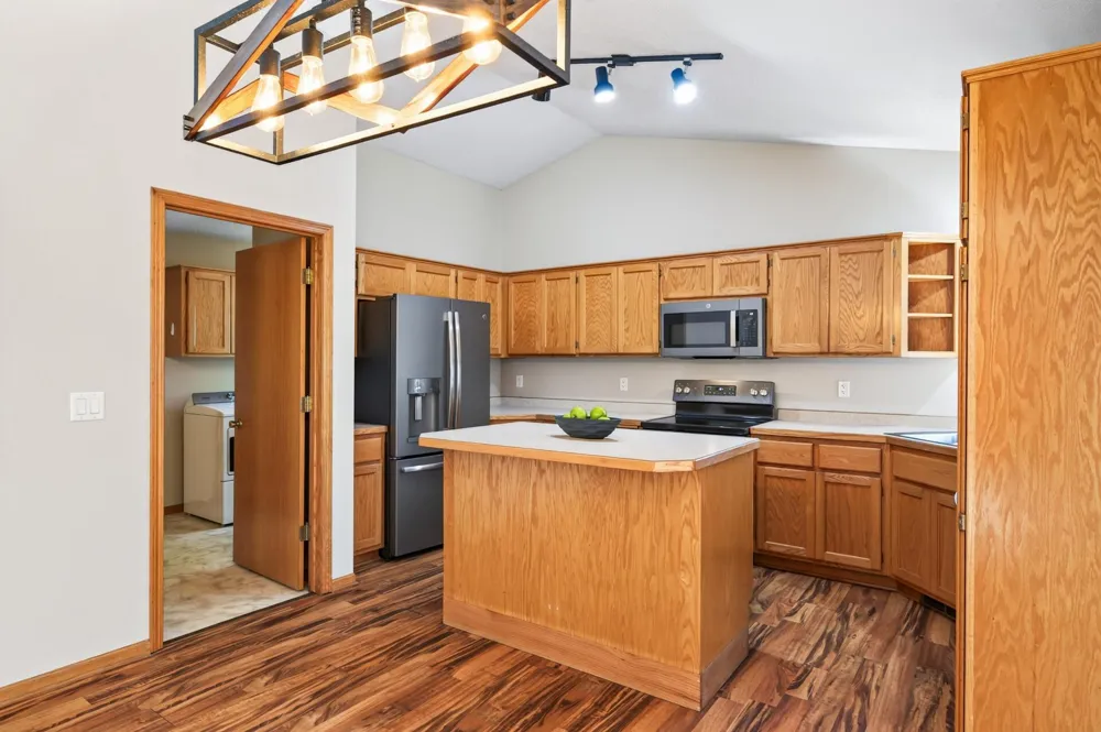 600 142nd Avenue NW Andover, MN 55304