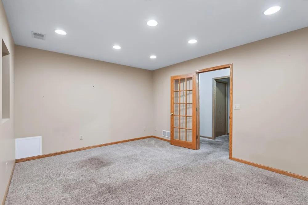 600 142nd Avenue NW Andover, MN 55304