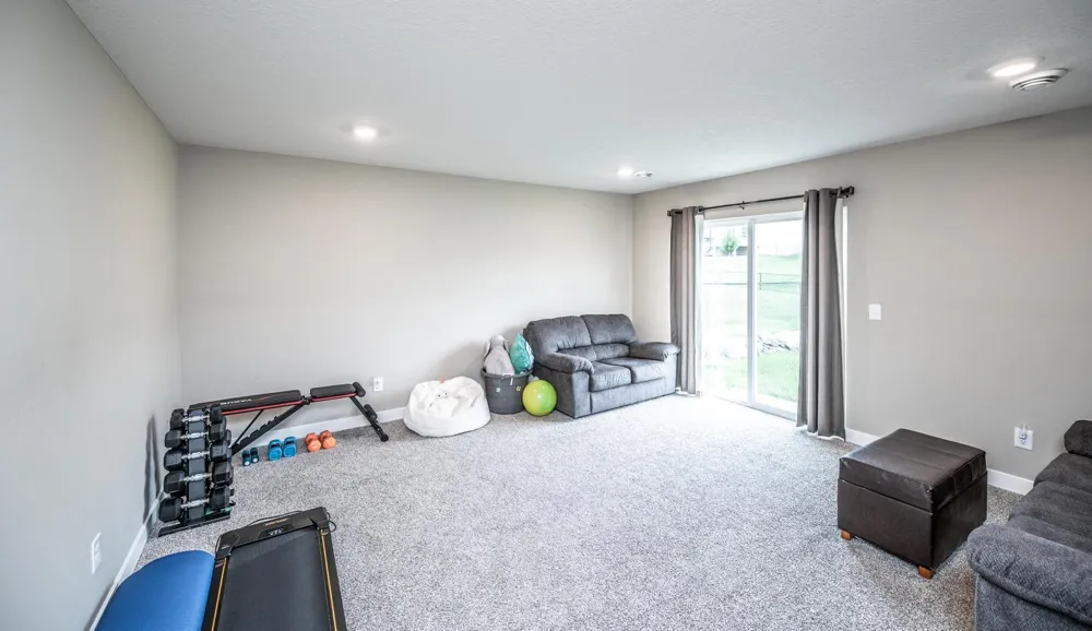 7739 206th Street W Lakeville, MN 55044