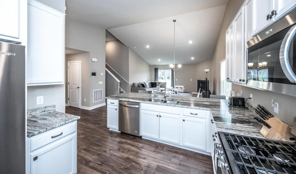 7739 206th Street W Lakeville, MN 55044