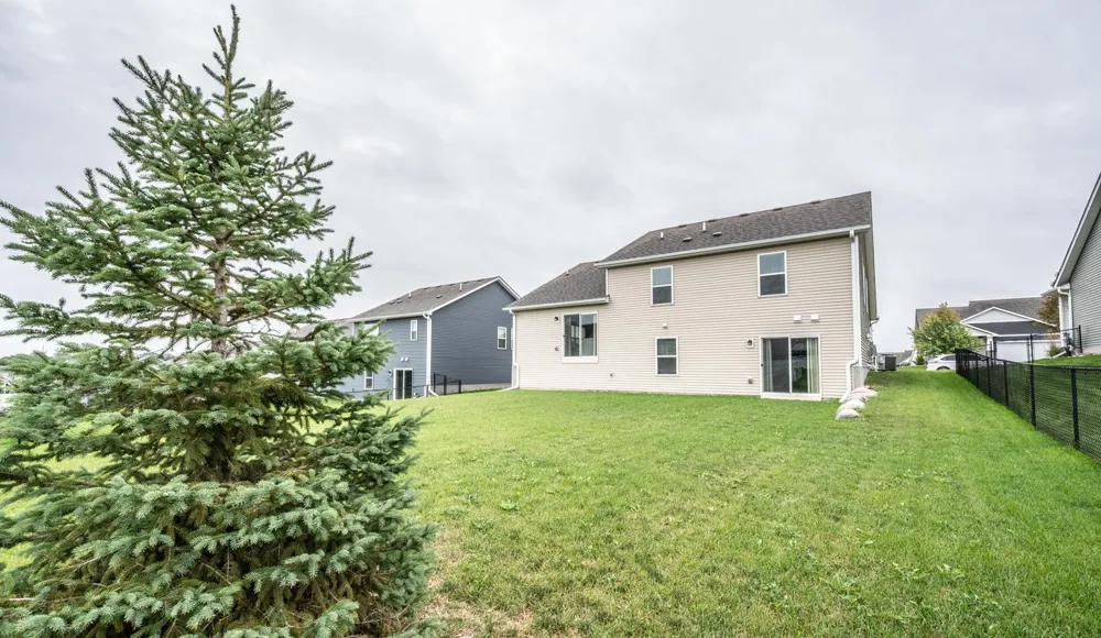 7739 206th Street W Lakeville, MN 55044