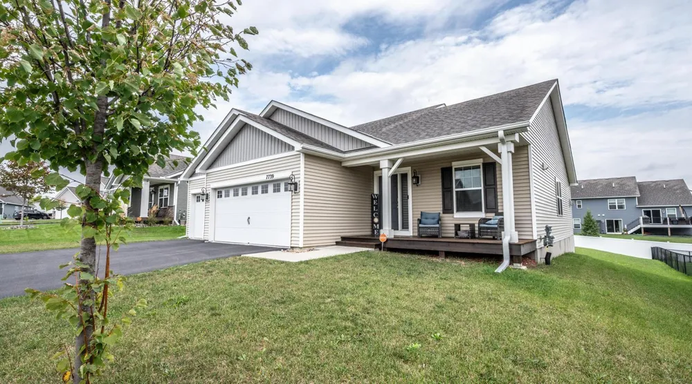 7739 206th Street W Lakeville, MN 55044