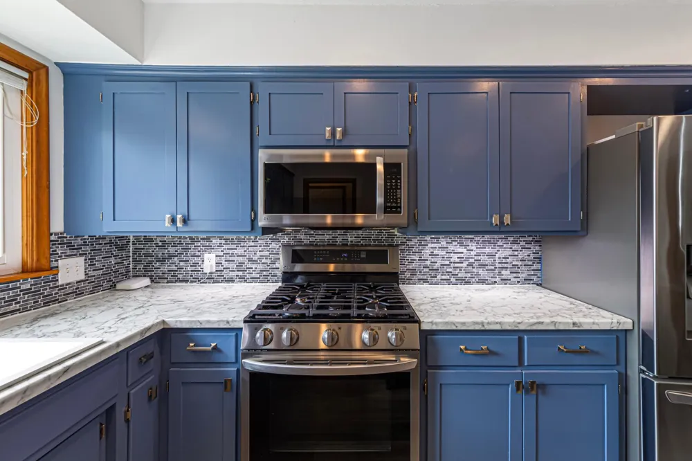 20580 Holyoke Avenue Lakeville, MN 55044