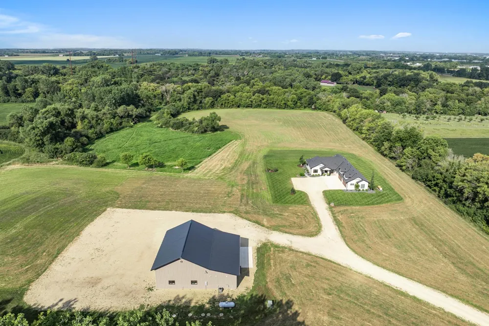 23745 Fairgreen Avenue Farmington, MN 55024