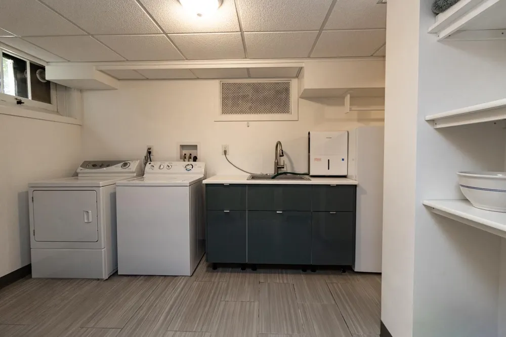 899 Osceola Avenue Saint Paul, MN 55105