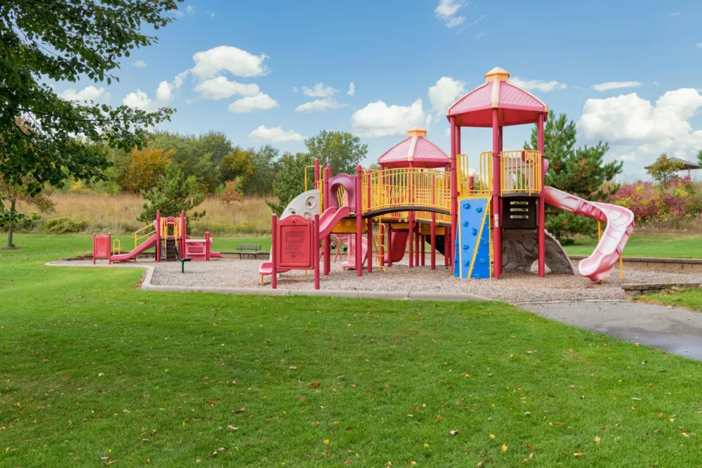 13832 Kaylemore Trail Rosemount, MN 55068