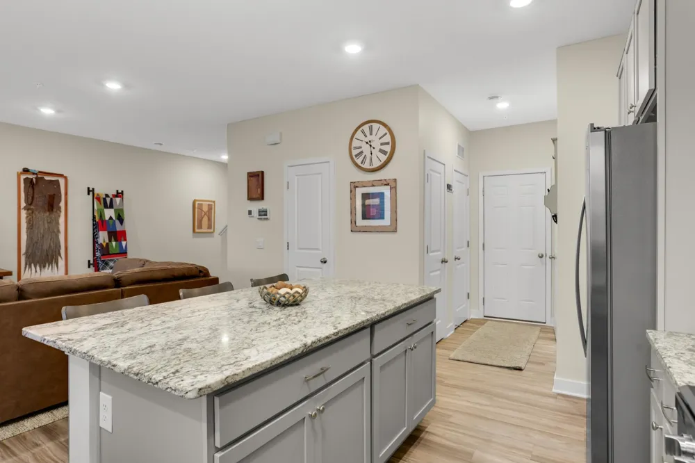 13832 Kaylemore Trail Rosemount, MN 55068