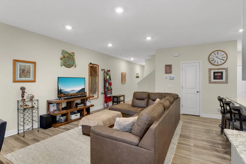 13832 Kaylemore Trail Rosemount, MN 55068