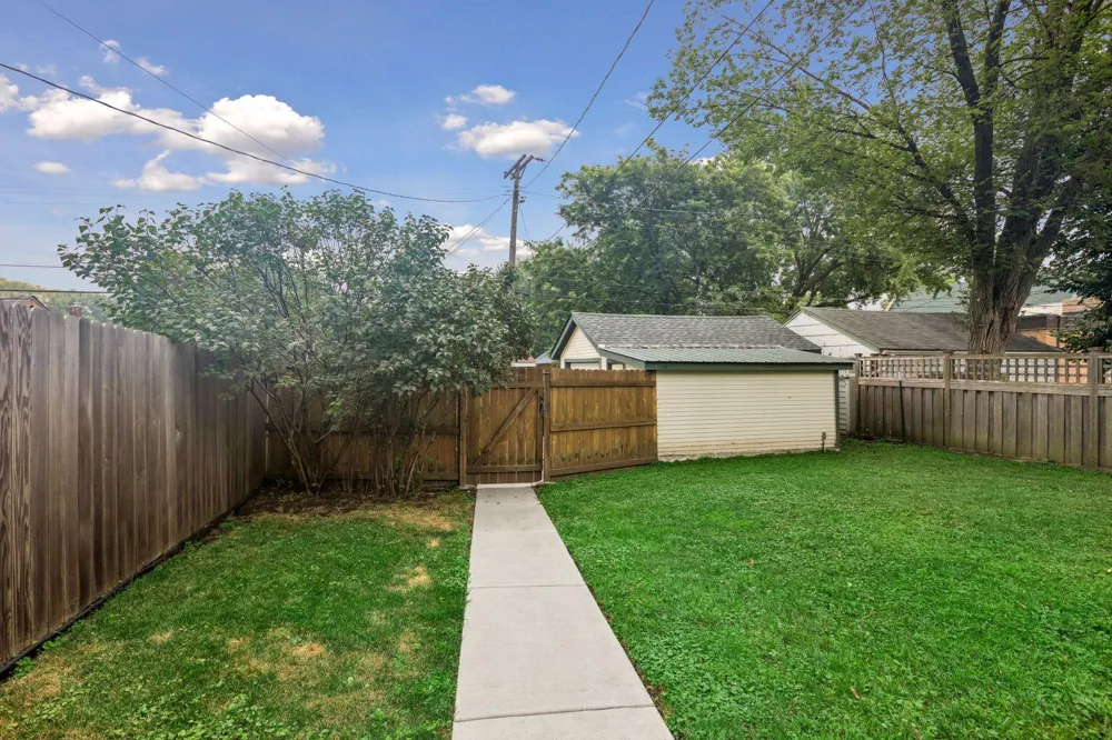 2523 Arthur Street NE Minneapolis, MN 55418