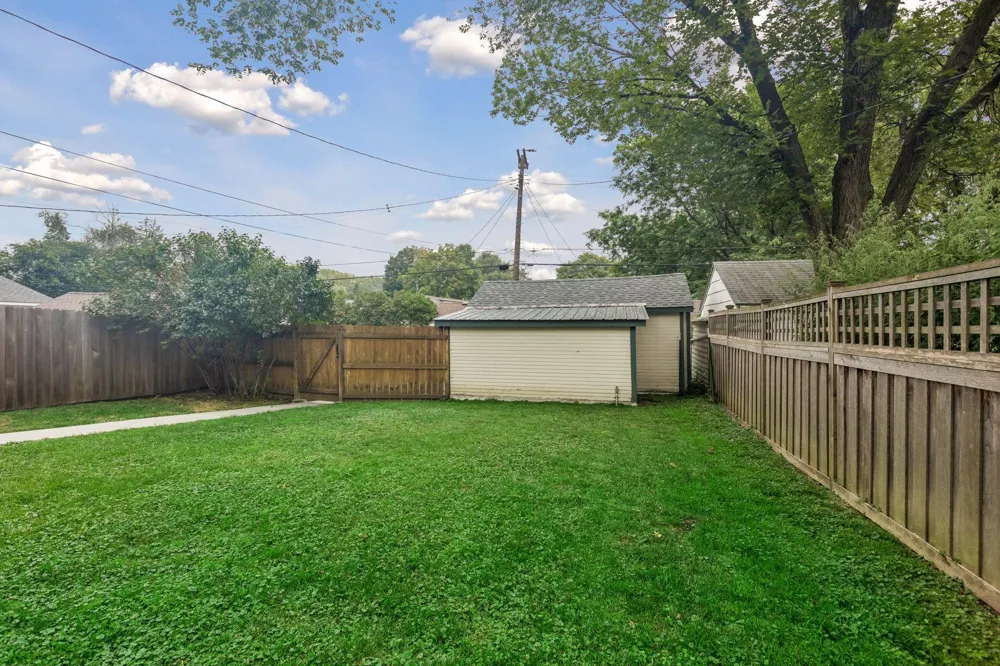 2523 Arthur Street NE Minneapolis, MN 55418