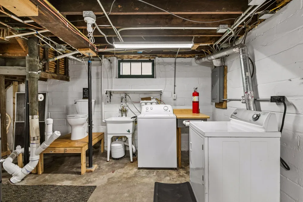 2523 Arthur Street NE Minneapolis, MN 55418