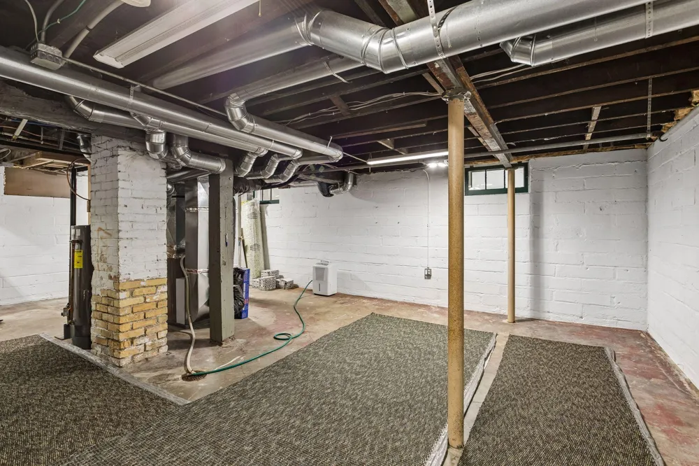 2523 Arthur Street NE Minneapolis, MN 55418