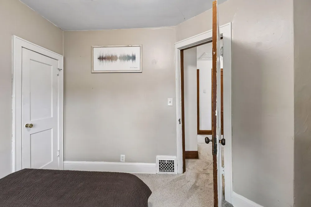 2523 Arthur Street NE Minneapolis, MN 55418