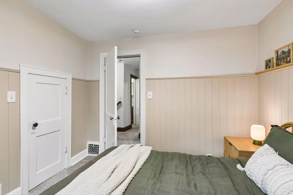 2523 Arthur Street NE Minneapolis, MN 55418
